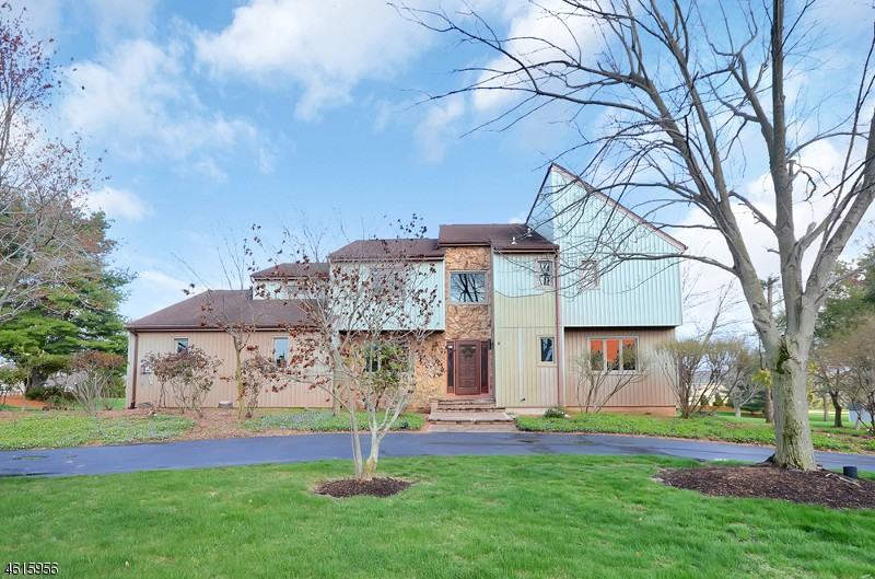 71 Livingston Dr - Photo 2 of 25