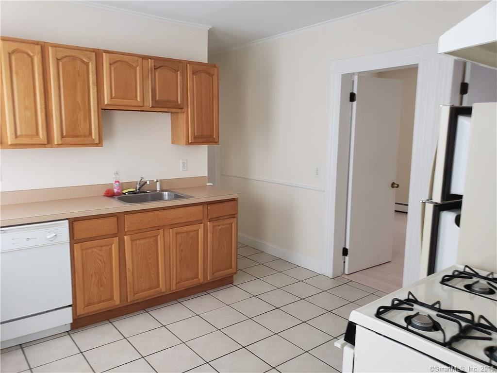 3084 Fairfield Ave - Photo 2 of 11