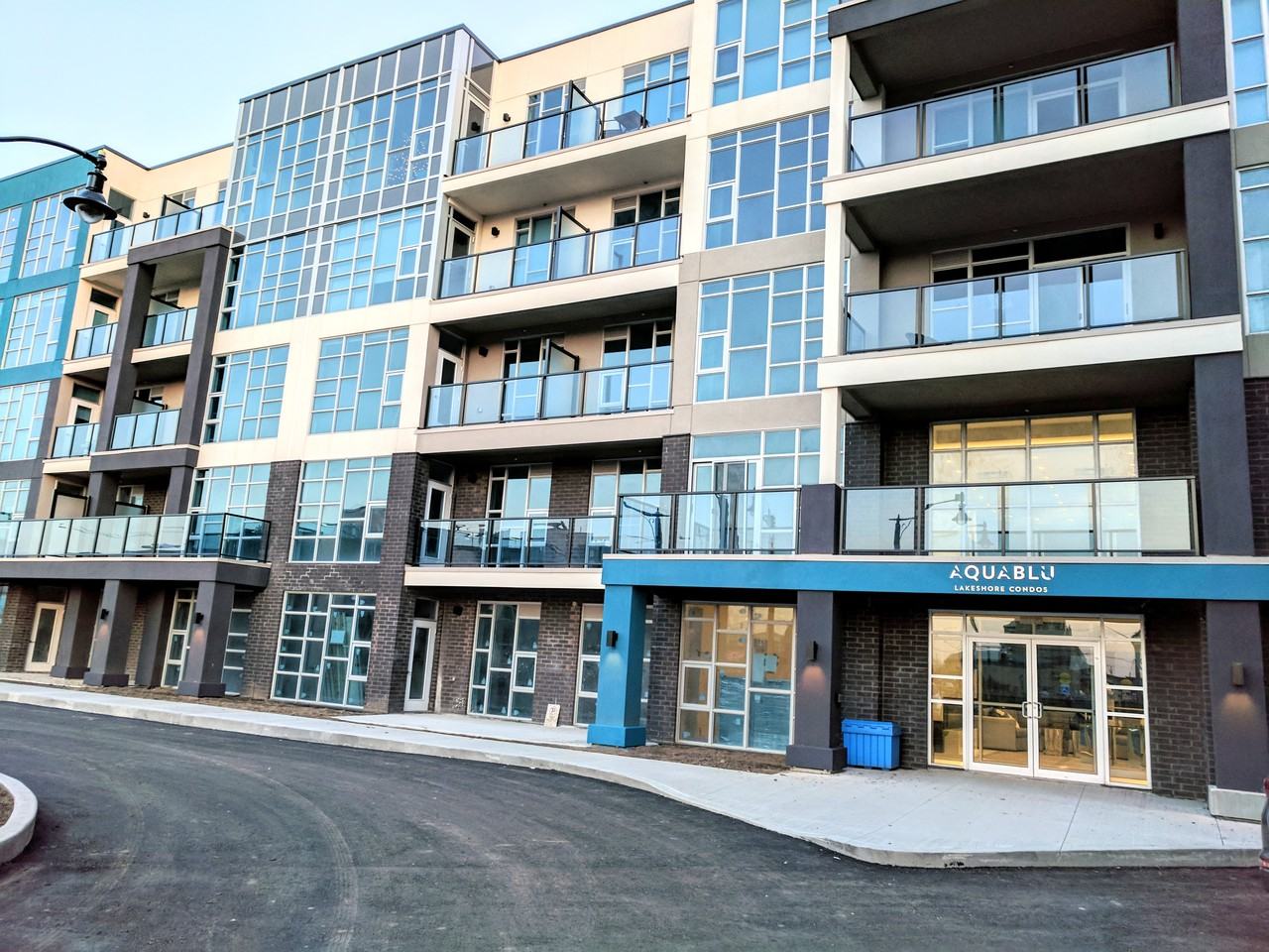 10 Concord Place, Grimsby, ON L3M 1 Bedroom Condo for Rent for 1,590