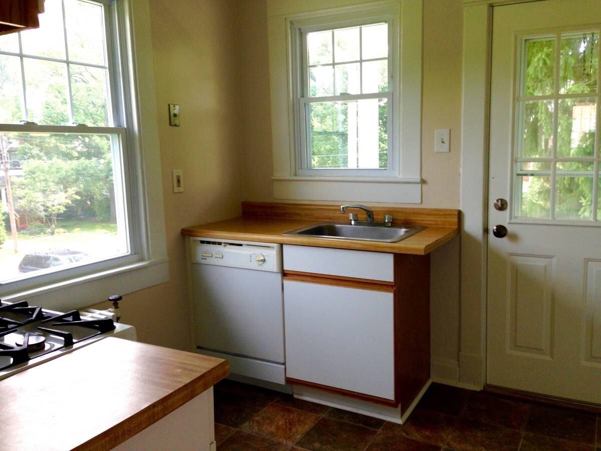 317 East Lake Avenue - Photo 3 of 6