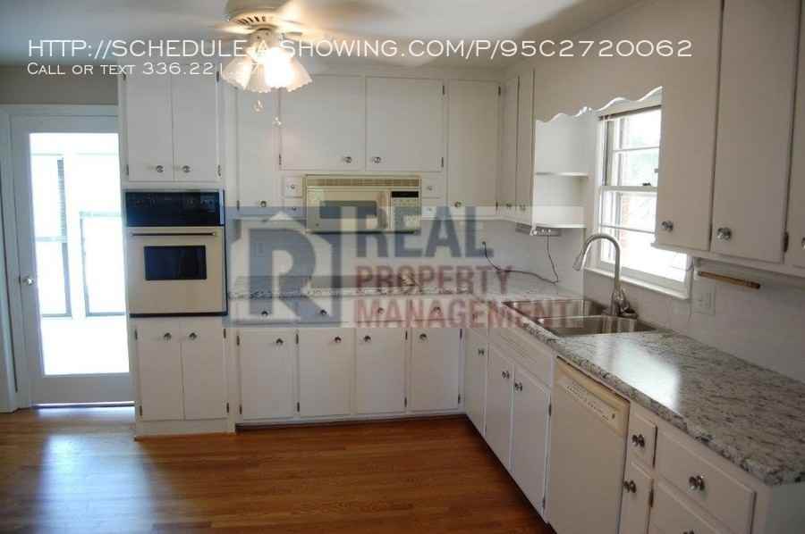 2601 W Woodlyn Way - Photo 2 of 25