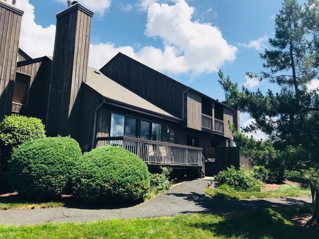 3412 Bloomingdale Dr - Photo 3 of 13