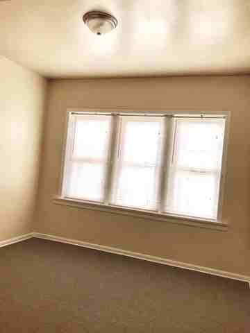 1108 W 77th St #2 - Photo 2 of 9