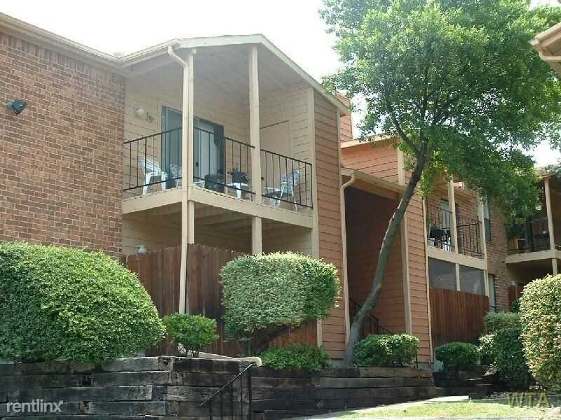 8801 CINNAMON CREEK DR - Photo 2 of 7