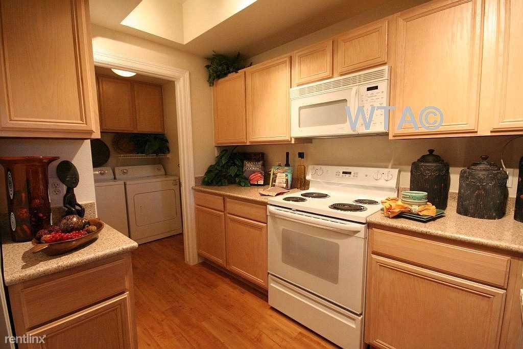 12320 ALAMEDA TRACE CIRCLE - Photo 3 of 20