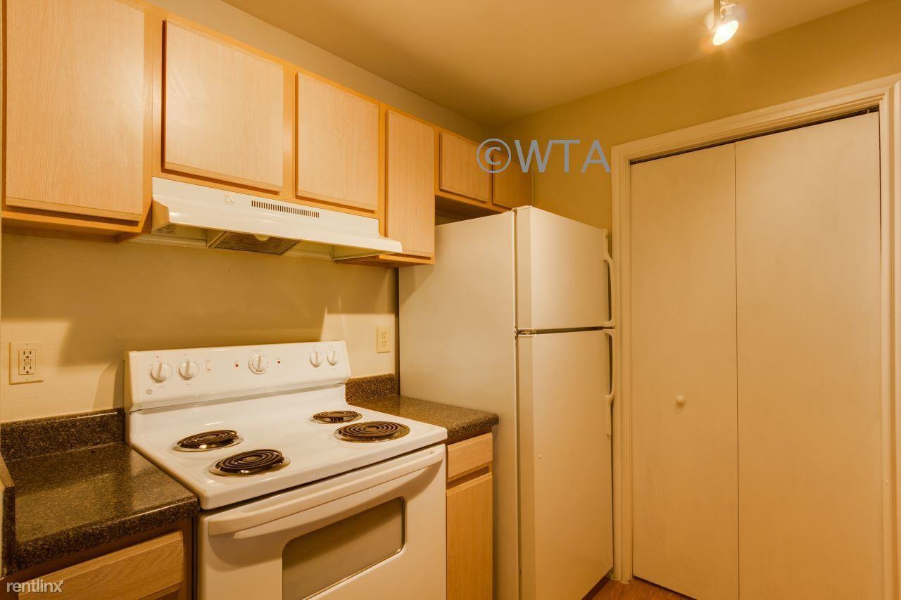 10950 BIERING LANE - Photo 2 of 19