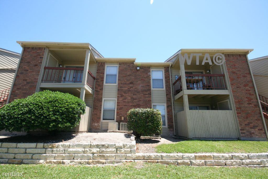 8711 CINNAMON CREEK DR - Photo 2 of 20