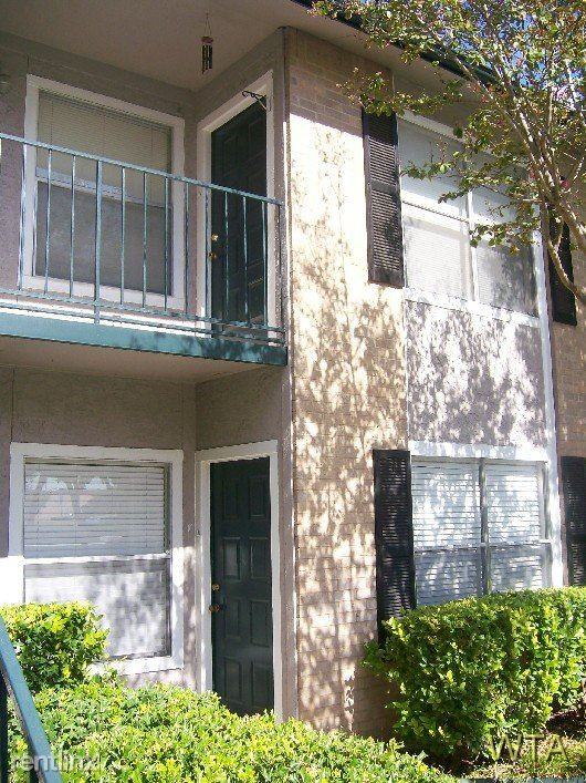1565 N Business Ih 35 - Photo 3 of 20