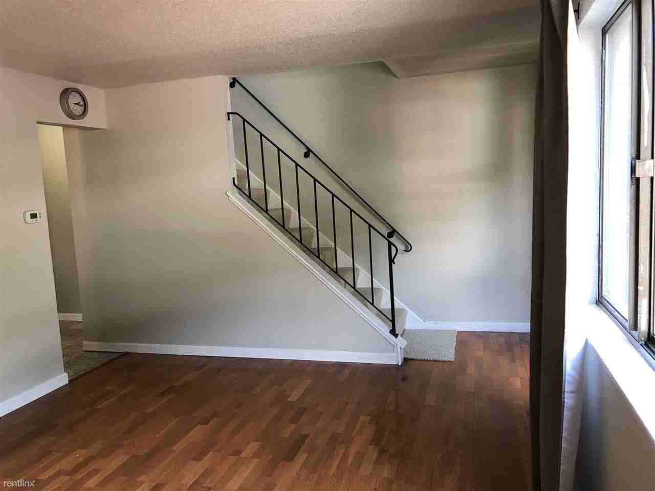 Orangewood East - Photo 3 of 10