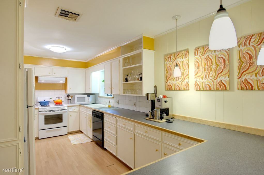 603 Avondale Ave - Photo 2 of 7