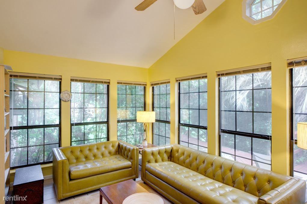 603 Avondale Ave - Photo 3 of 7