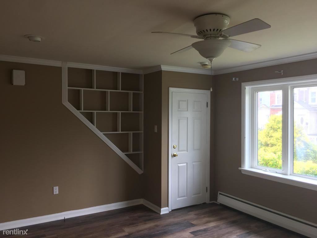 128 Park Ave - Photo 2 of 14