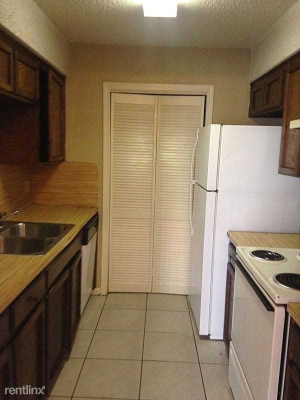 5230 Brightside View Dr - Photo 3 of 7