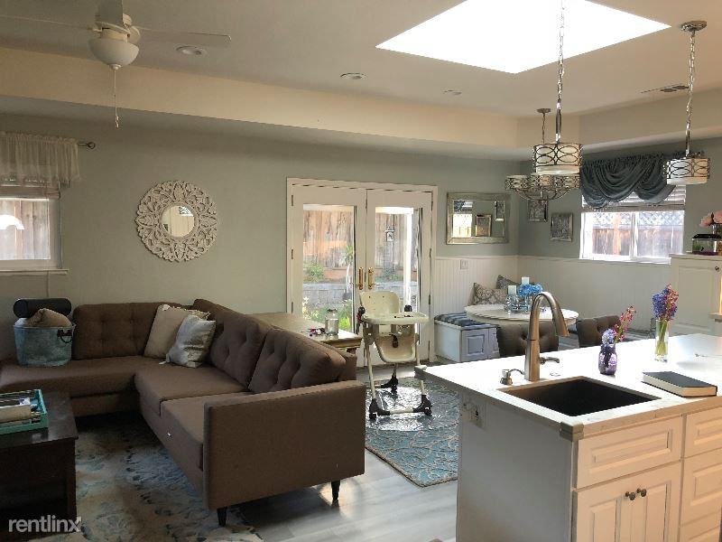 15425 Barcelona Ct - Photo 2 of 5