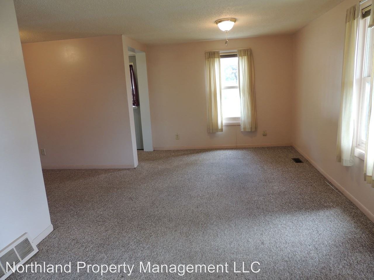 1540 Barlow St - Photo 3 of 11