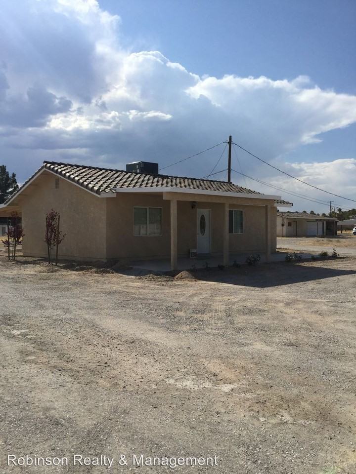 5081 N. Pioneer Way - Photo 3 of 19