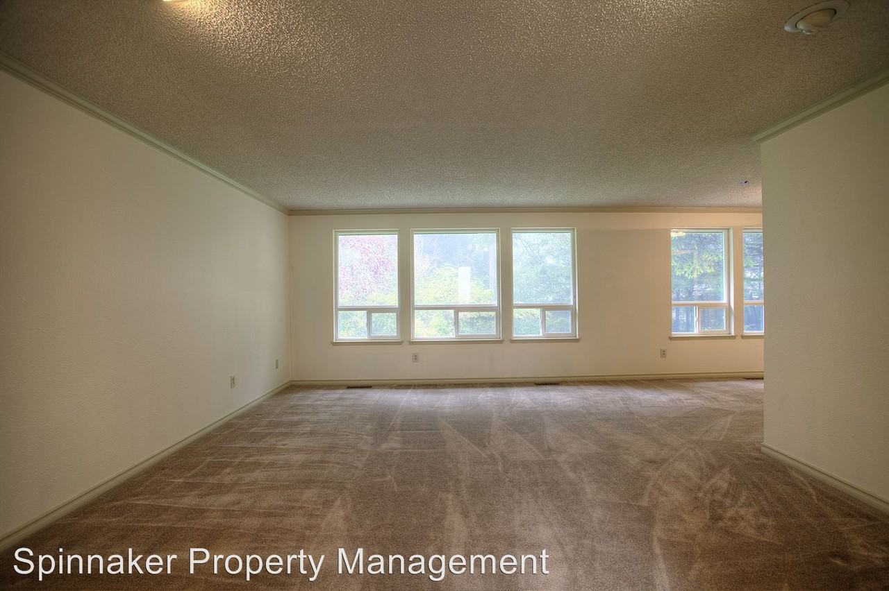 869 Island Blvd FI - Photo 3 of 25