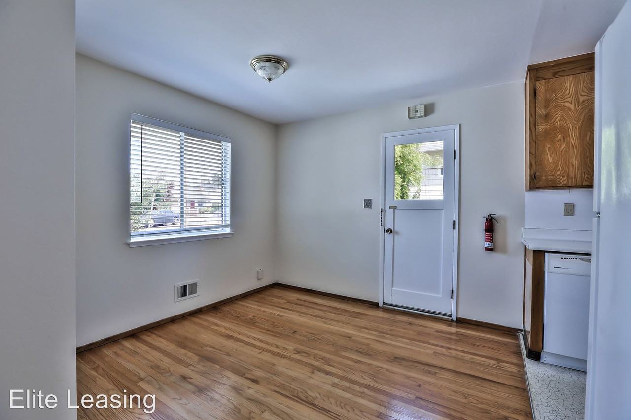 751 Laurel Ave - Photo 3 of 15