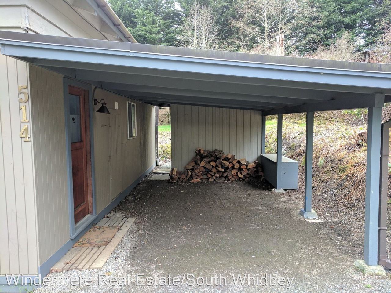 514 Pullman Rd - Photo 3 of 15