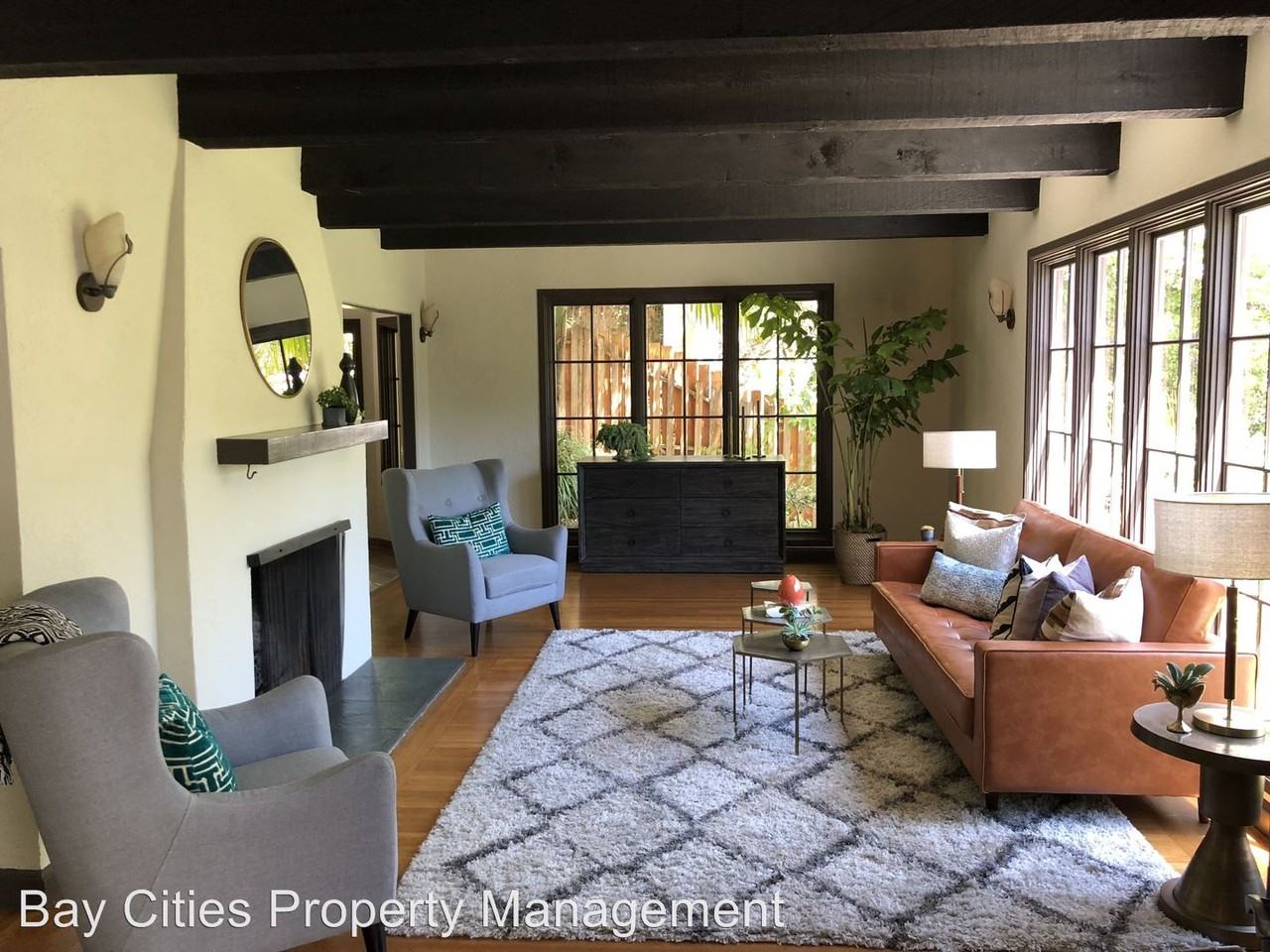 20 Crystal Way - Photo 3 of 24