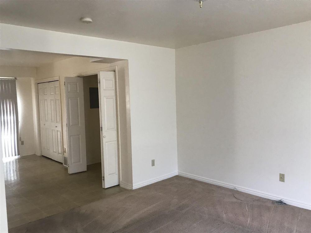 5413 1150 W - Photo 3 of 13