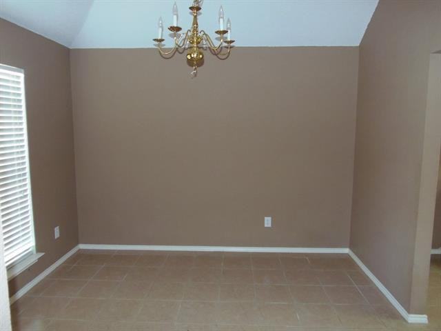 2620 Larkspur Ln - Photo 2 of 10