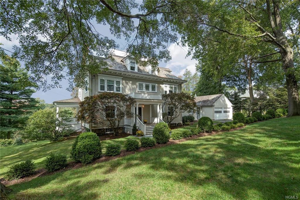 95 Evergreen Ave - Photo 2 of 30