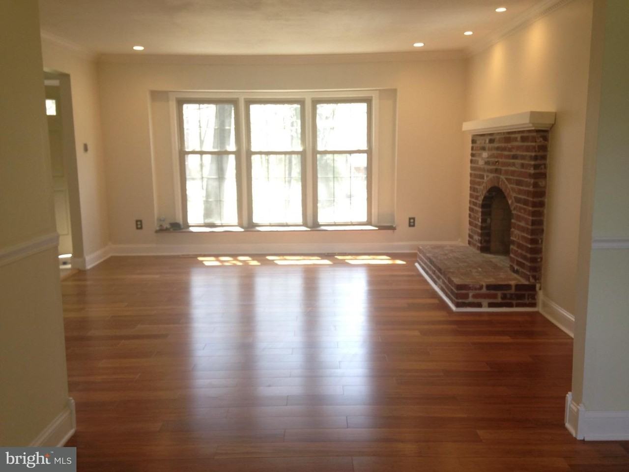 1108 Evelyn Dr - Photo 2 of 14