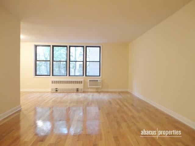 315 Ocean Pkwy #2R