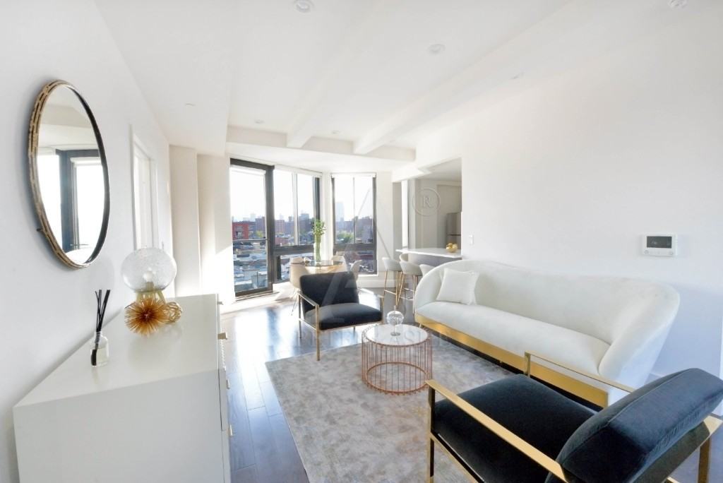 2183 3rd Ave #1003