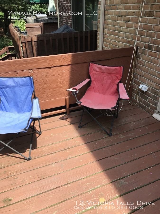 12 Victoria Falls Dr - Photo 2 of 20