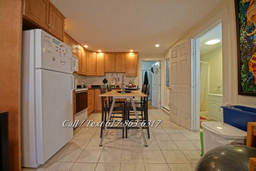 117 Auburn Street #1R - Photo 3 of 10
