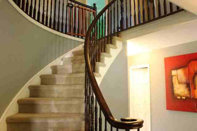 249 Kennedy Lane West - Photo 3 of 16