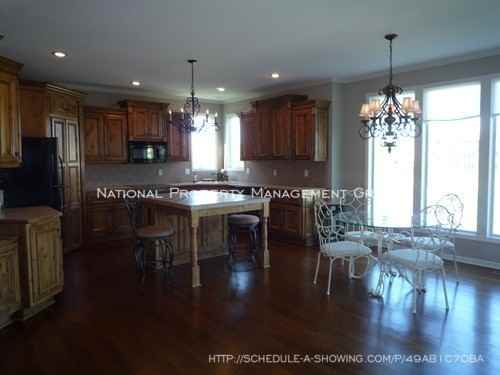 13940 Noland Rd - Photo 3 of 14