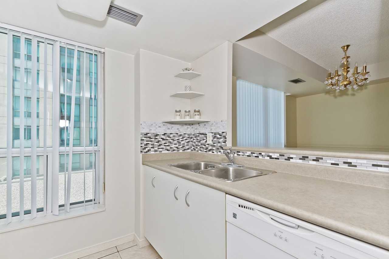 2565 Erin Centre Boulevard #499 - Photo 3 of 11