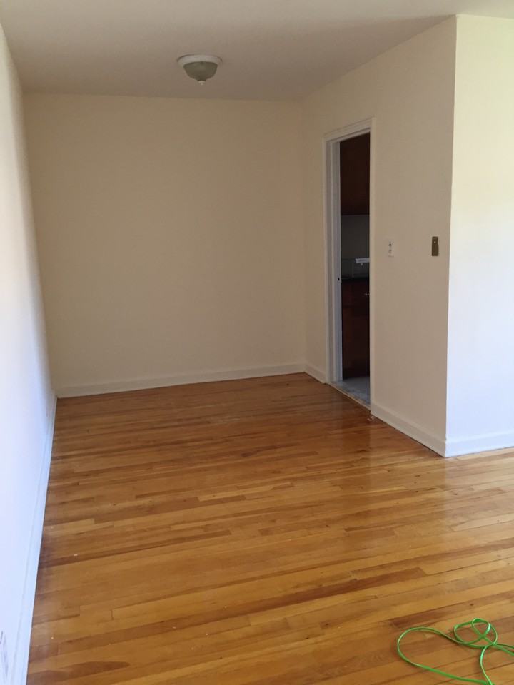 196-19 73rd Avenue #2nd Fl - Photo 3 of 8