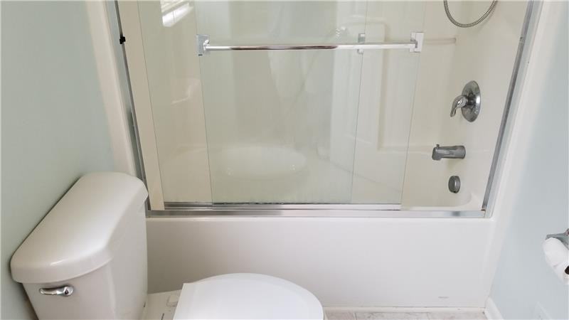 902 Deer Valley Rd - Photo 2 of 24