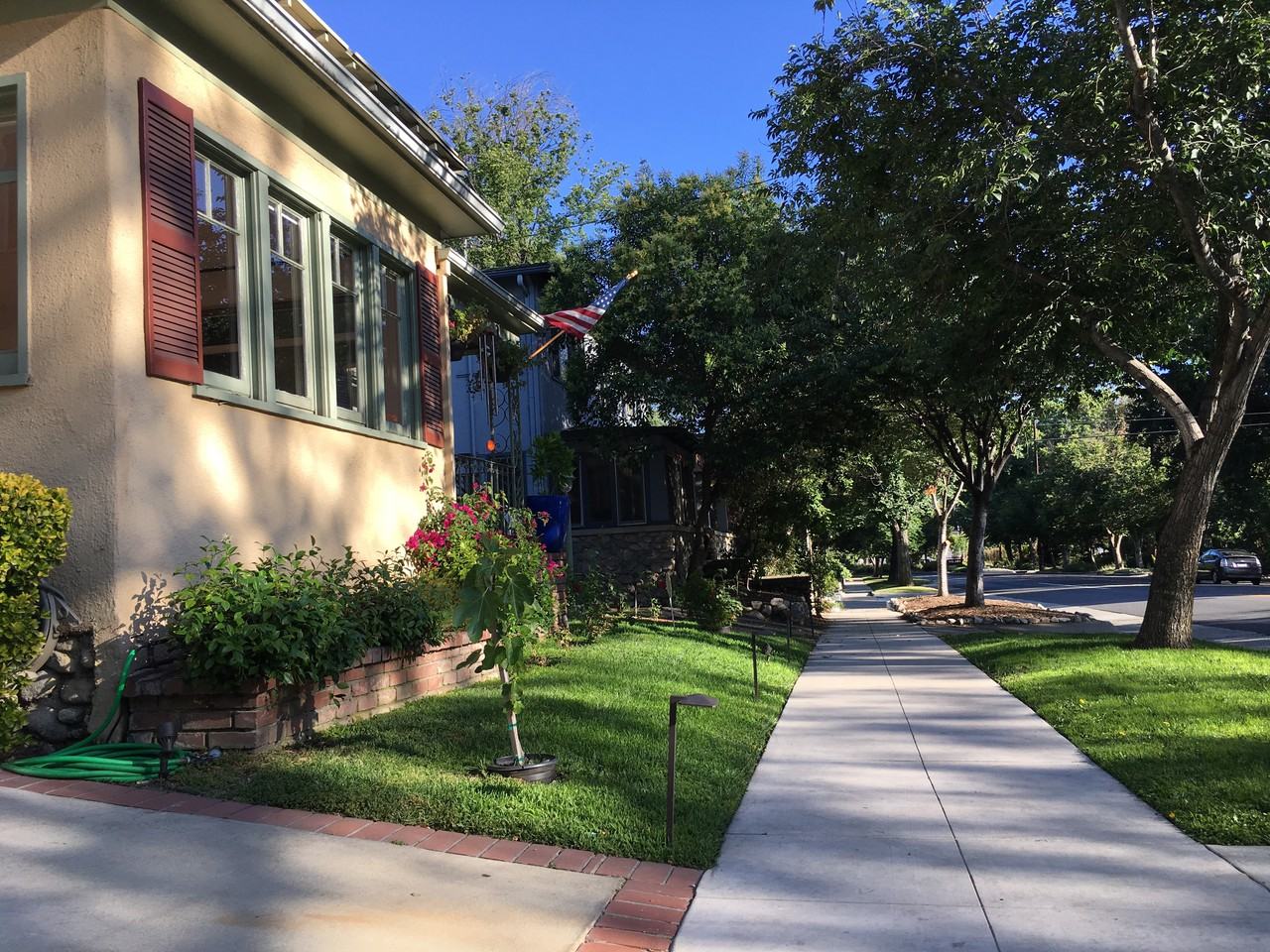 624 N Indian Hill Blvd - Photo 3 of 23