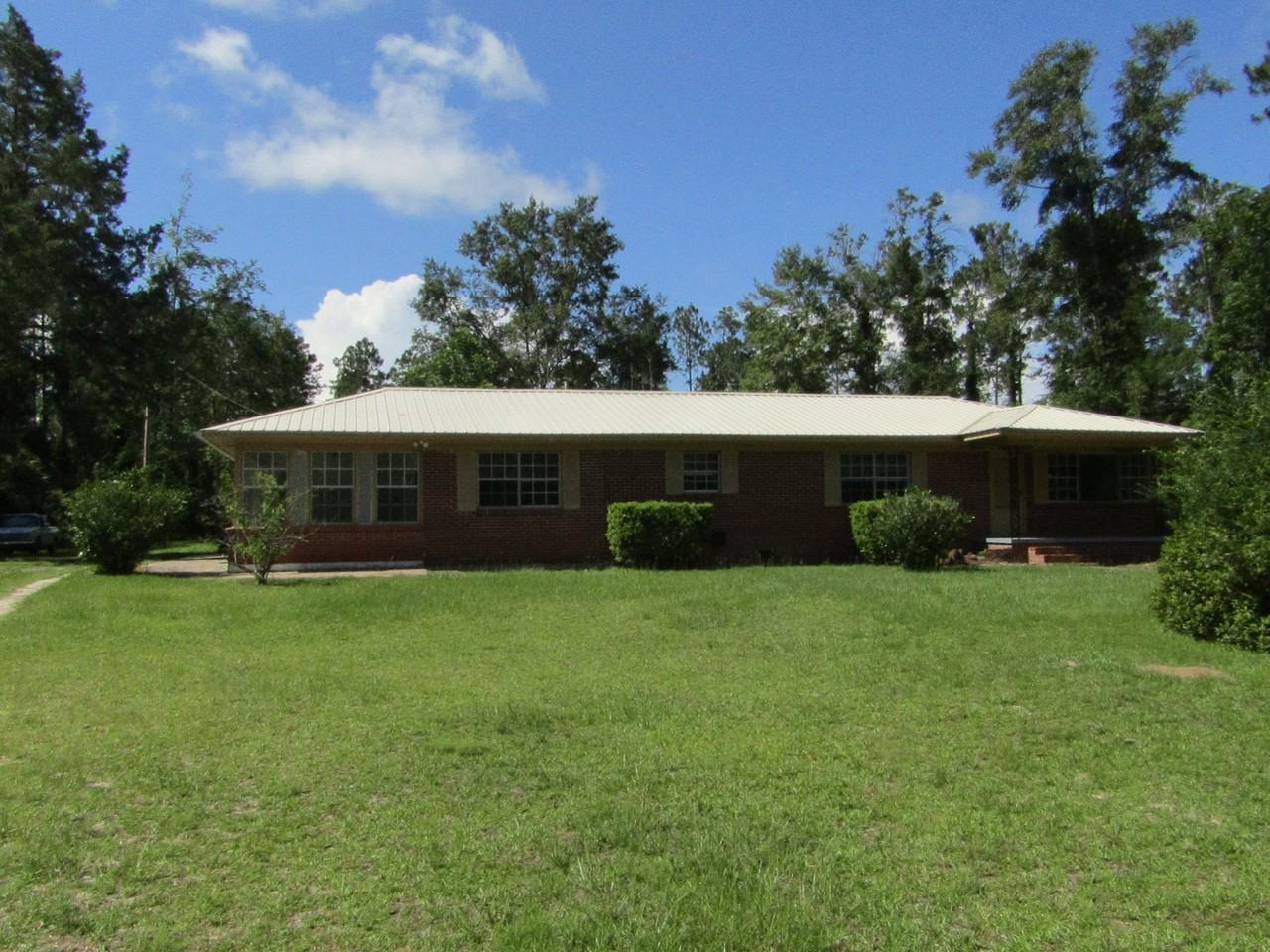 2781 Kynesville Rd, Cottondale, FL 32431 3 Bedroom House for Rent for