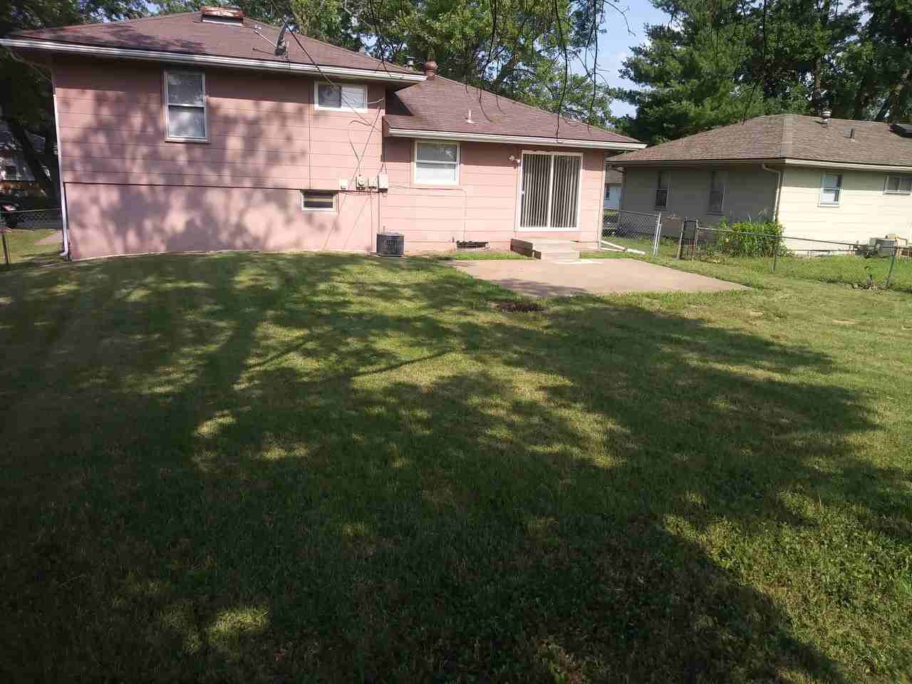 11515 Delmar Street - Photo 3 of 16