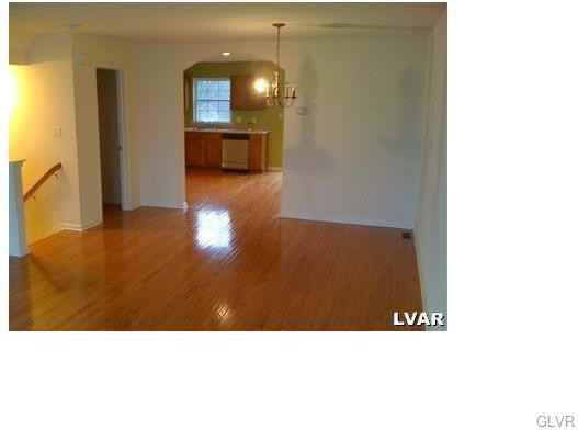 316 Calvert St - Photo 2 of 7