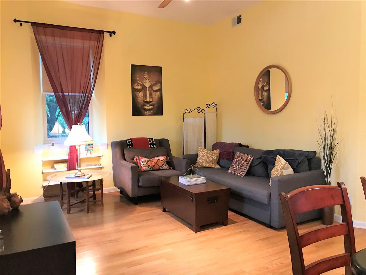 297 Montgomery St #4w - Photo 3 of 11
