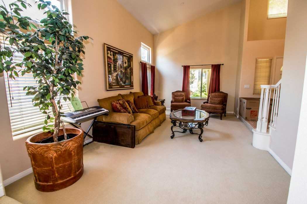 5618 Silver Valley Ave - Photo 3 of 10