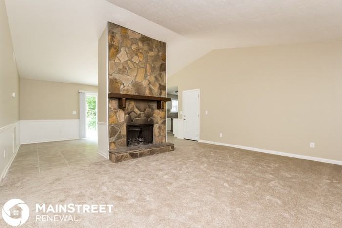 293 W Junction Ct NW - Photo 2 of 15
