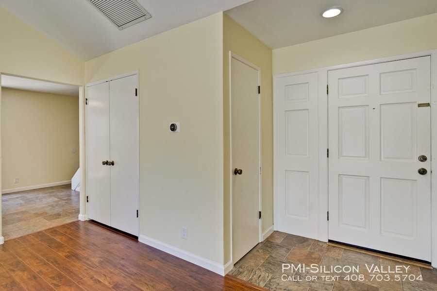 236 Burning Tree Dr - Photo 3 of 26