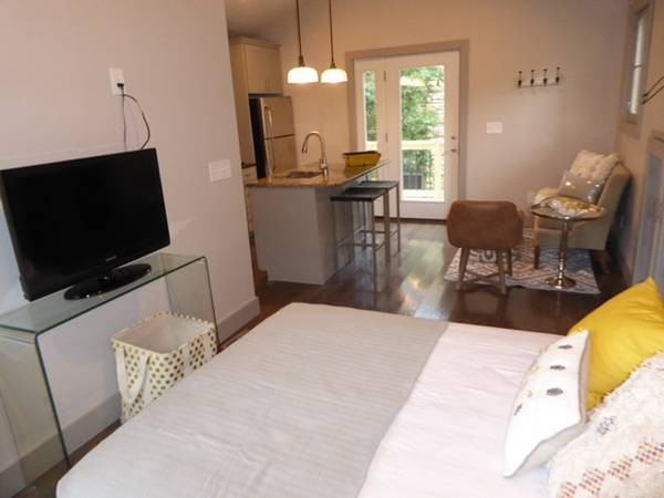 16 E 54 Terrace - Photo 2 of 18