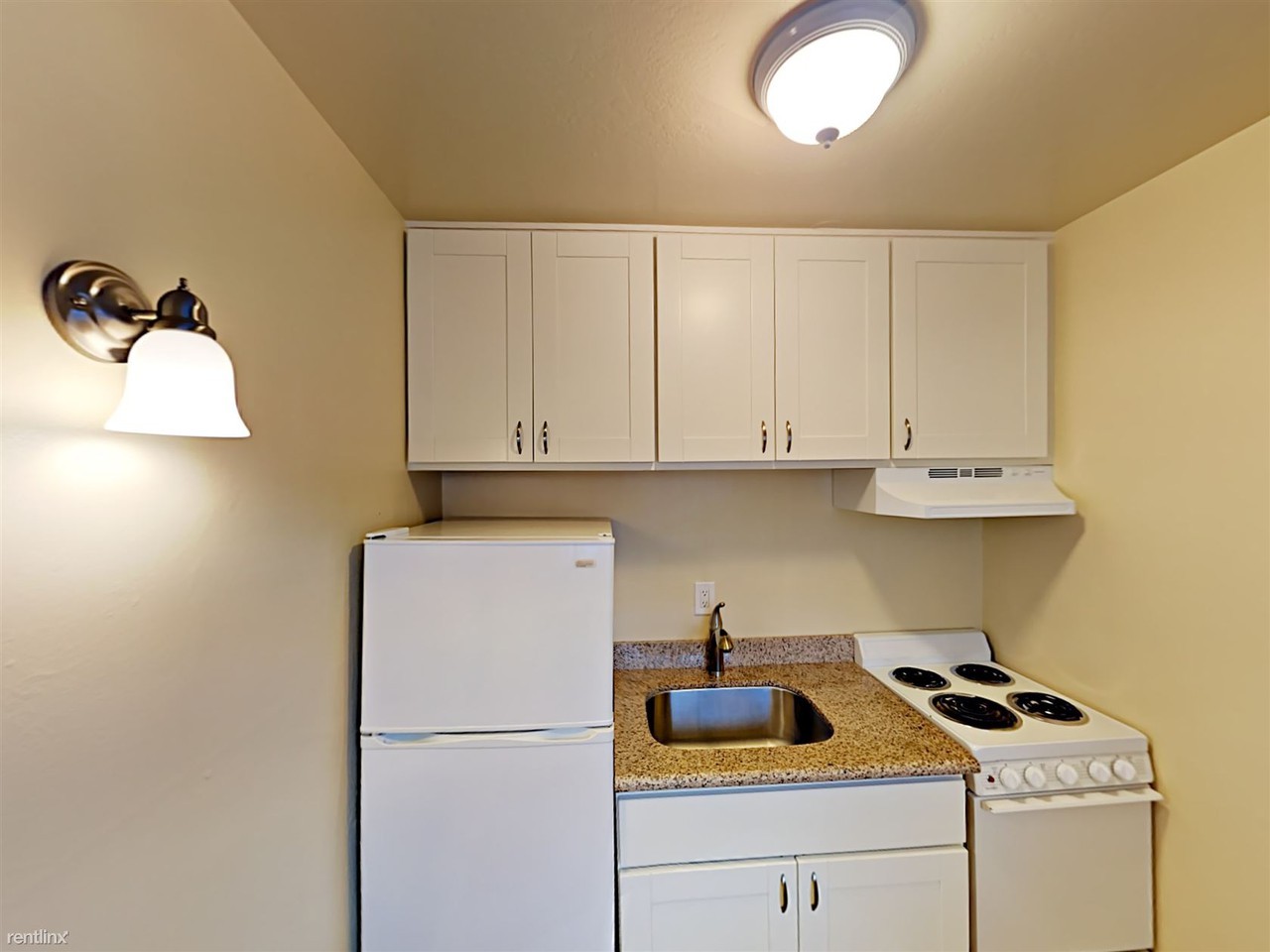 617 S 9th St - Photo 3 of 9