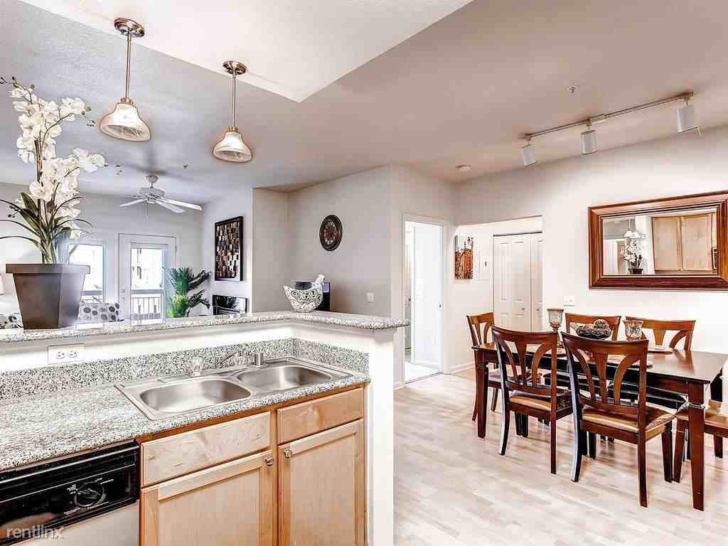 107 W Main St #109 - Photo 2 of 7