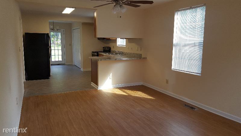 133 W Watt St - Photo 3 of 14