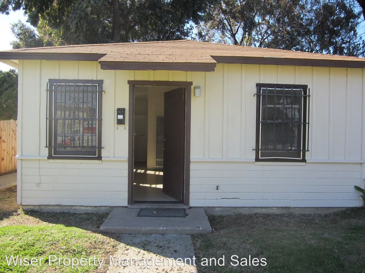 423 North I Street - Photo 2 of 6